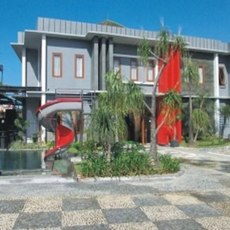 Mirda Gratia Hotel & Convention Cisarua Bagian luar foto