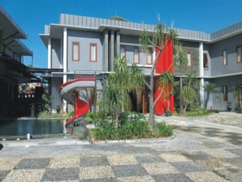 Mirda Gratia Hotel & Convention Cisarua Bagian luar foto